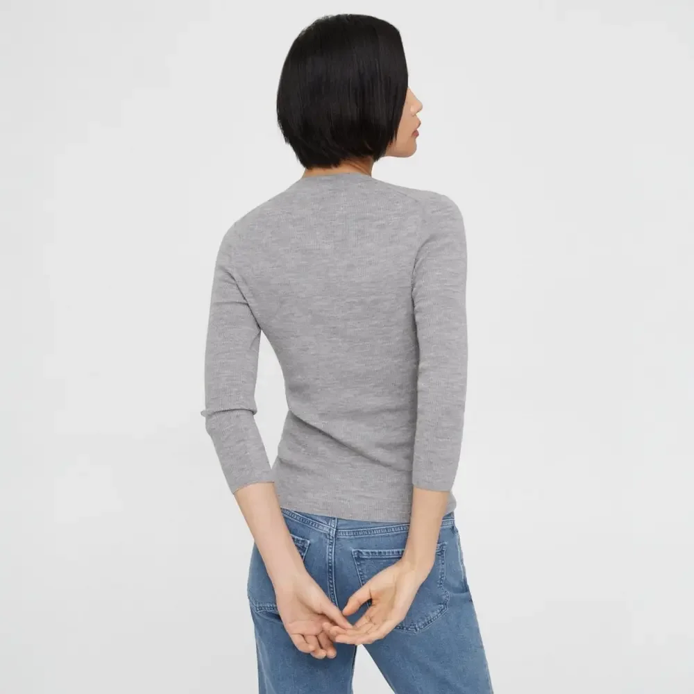 Theory • Grey Melange Regal Wool Scoop Neck Sweater - Picture 3 of 7